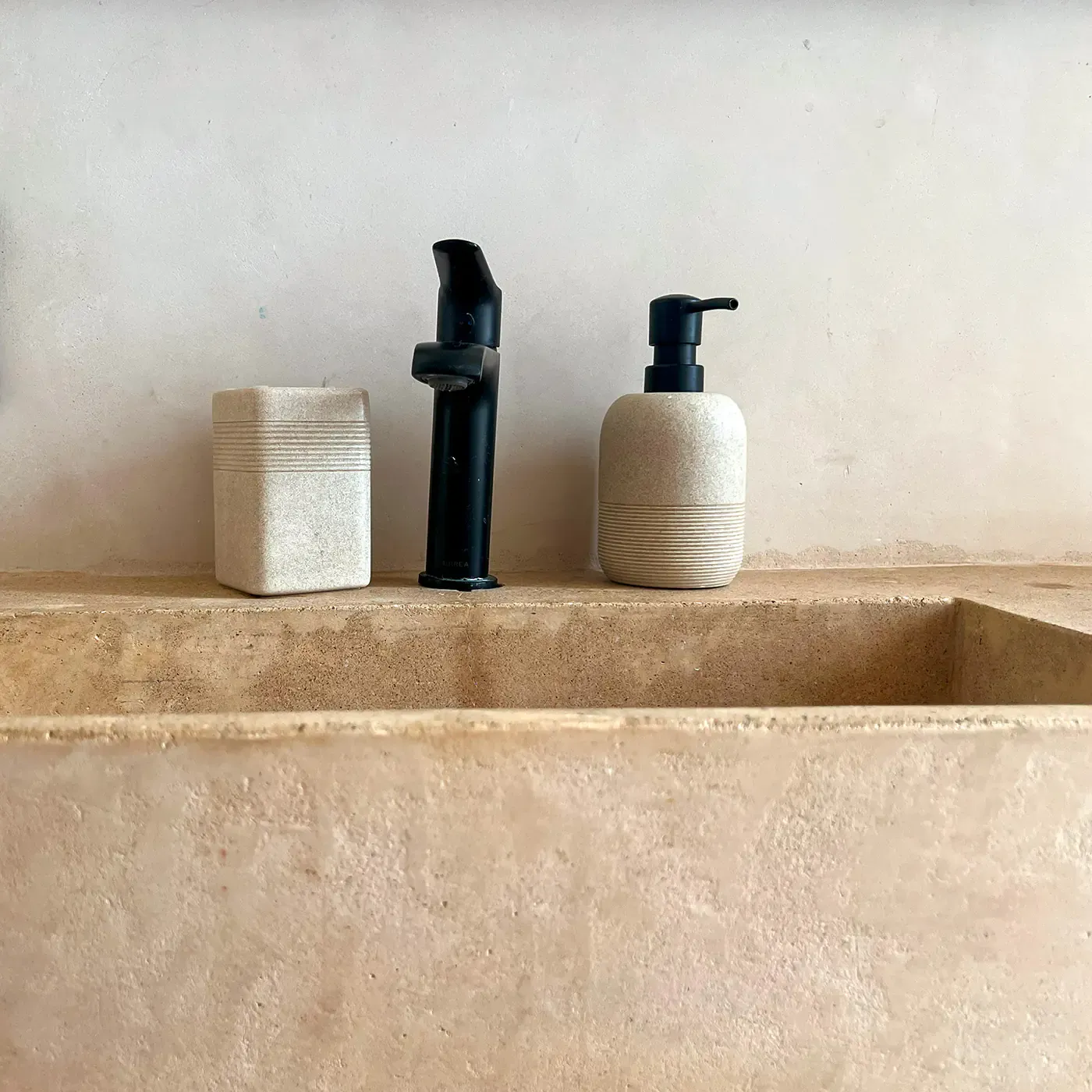 Bathroom inside Villa Coatí