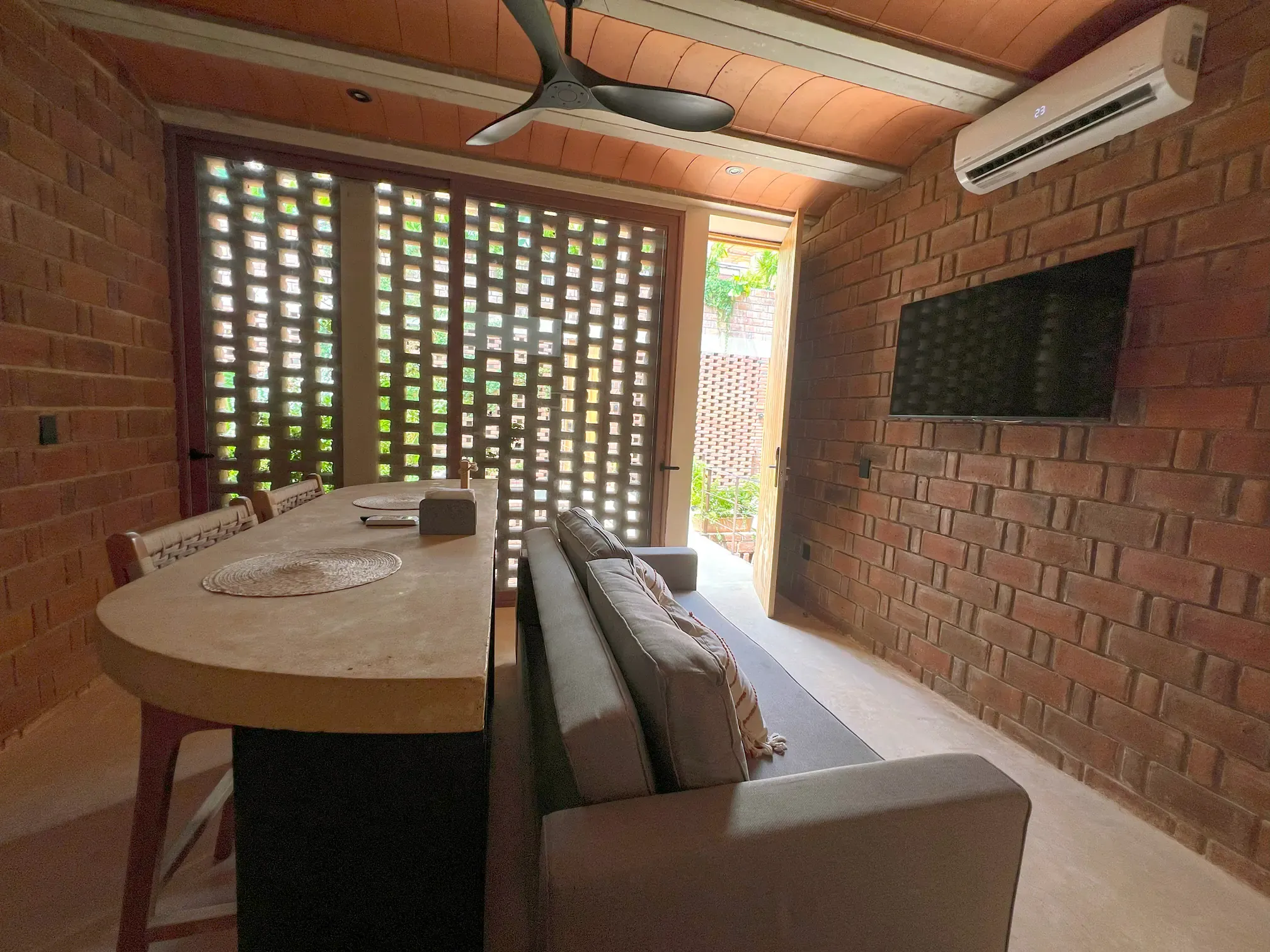 Tábano at Casa Xaviera